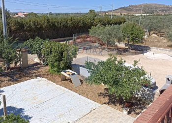 Edificio all\'aperto - Villa piano dell'acqua, Chiaramonte Gulfi - foto 14