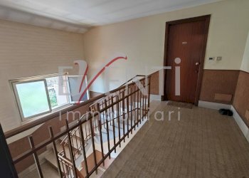 INGRESSO - Quadrilocale VIA XXVIII APRILE
 
9, Perosa Argentina - foto 12