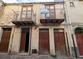 Foto 2 - Independent house Via Arco Monte
 
12-14, Castelbuono - photo 2