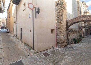 Foto 21 - Independent house Via Arco Monte
 
12-14, Castelbuono - photo 21