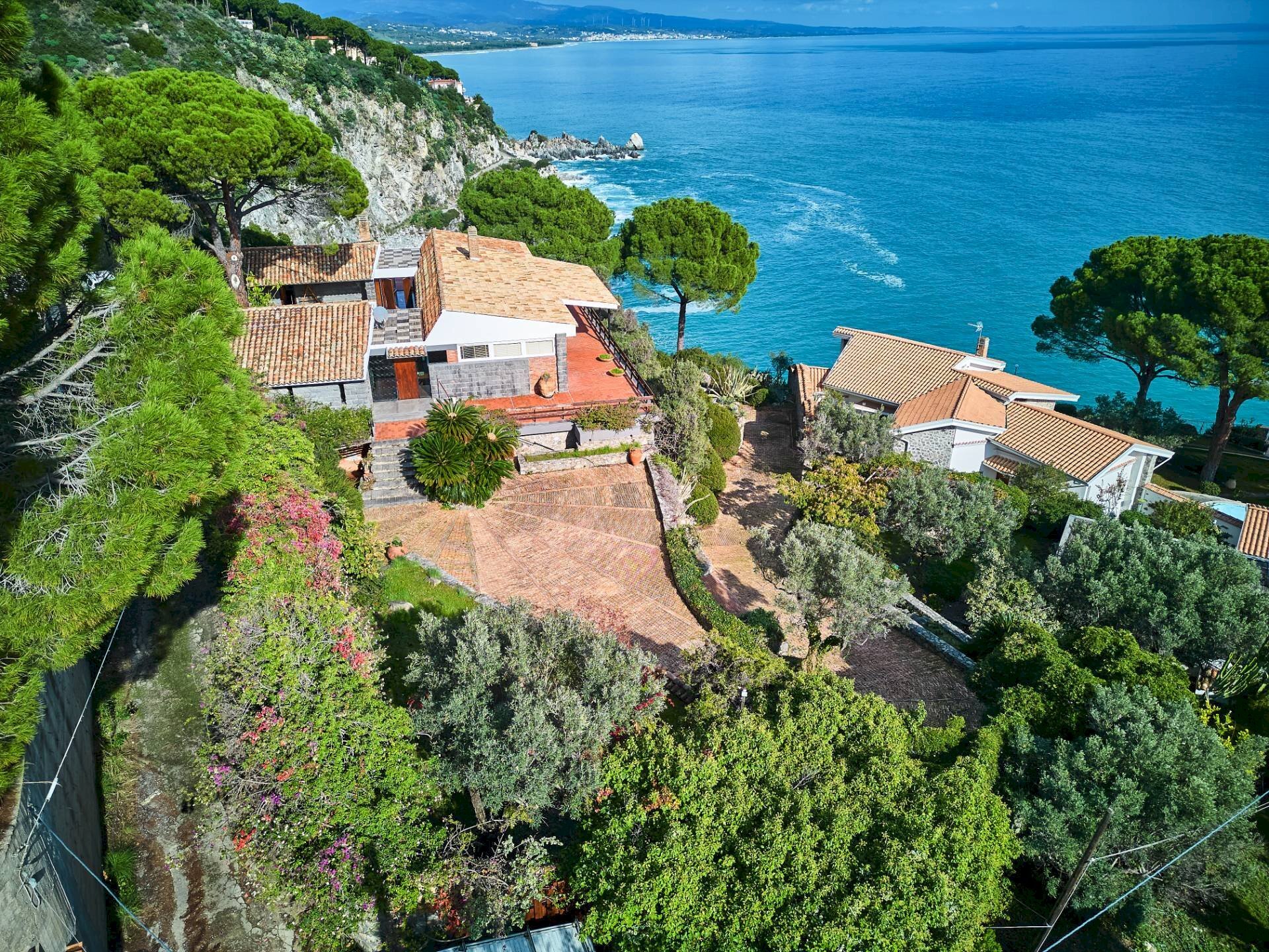 Foto 2 - Villa Traversa Località Torrazzo
 
SNC, Stalettì - foto 2