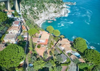 Foto 1 - Villa Traversa Località Torrazzo
 
SNC, Stalettì - foto 1