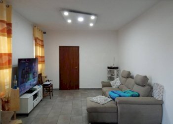 Salone - Villa via Canzio Zoldi, Novi di Modena - foto 1