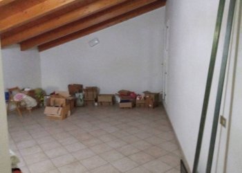 Stanza non arredata - Villa via Canzio Zoldi, Novi di Modena - foto 36