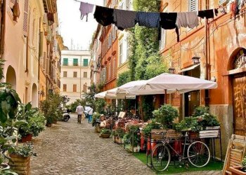 Cortile interno - Office piazza di Campitelli, 10, Roma (neighborhood Centro Storico) - photo 6
