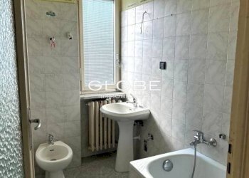 Bagno - Bilocale via Vittorio Veneto, Ciriè - foto 8