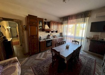 Cucina - Trilocale via Giuseppe Mazzini, 13, Mornago - foto 3