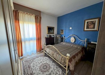 Camera da letto - Trilocale via Giuseppe Mazzini, 13, Mornago - foto 10