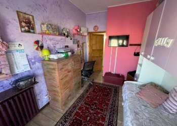 Camera da letto - Trilocale via Giuseppe Mazzini, 13, Mornago - foto 12