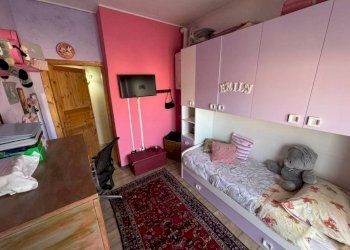 Camera da letto - Trilocale via Giuseppe Mazzini, 13, Mornago - foto 16