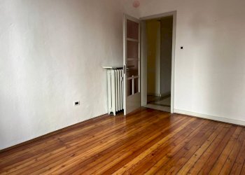 Camera da letto - Appartamento via Jean-Baptiste de Tillier, Aosta - foto 8