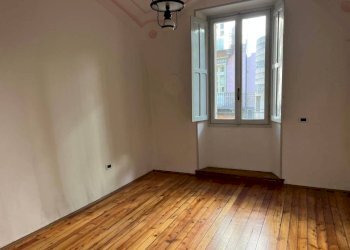 Camera da letto - Appartamento via Jean-Baptiste de Tillier, Aosta - foto 9