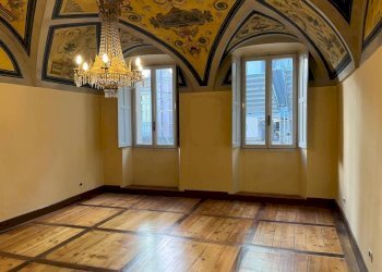 Cucina - Appartamento via Jean-Baptiste de Tillier, Aosta - foto 14