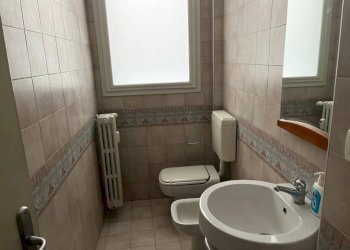 Bagno - Appartamento via Jean-Baptiste de Tillier, Aosta - foto 21