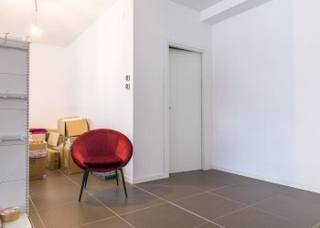 Foto 9 - Ufficio via chemnitz
 
5/3, Prato - foto 9