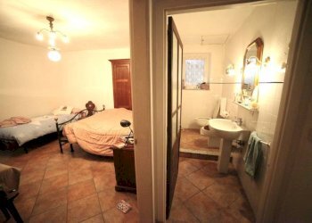 Disimpegno - Four-room apartment via Castello, 51, Viola - photo 12