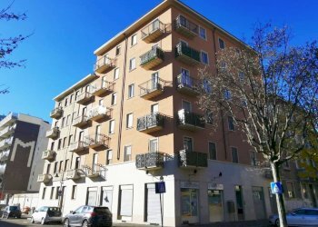 Facciata - Bilocale corso Benedetto Brin, 13, Torino (zona Borgo Vittoria) - foto 1