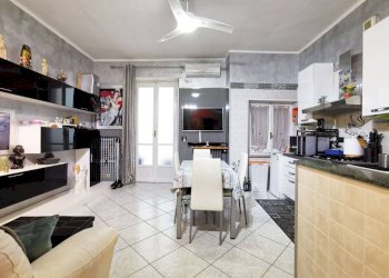 Sala da pranzo - Bilocale corso Benedetto Brin, 13, Torino (zona Borgo Vittoria) - foto 8