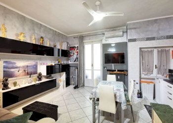 Sala da pranzo - Bilocale corso Benedetto Brin, 13, Torino (zona Borgo Vittoria) - foto 10