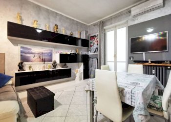 Sala da pranzo - Bilocale corso Benedetto Brin, 13, Torino (zona Borgo Vittoria) - foto 12