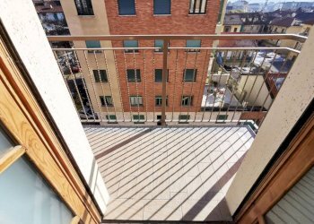 Balcone - Bilocale corso Benedetto Brin, 13, Torino (zona Borgo Vittoria) - foto 15