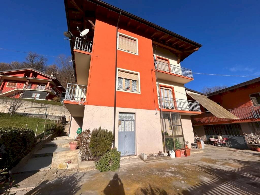 Facciata - Quadrilocale Casali Magnaldi, Roccaforte Mondovì - foto 3