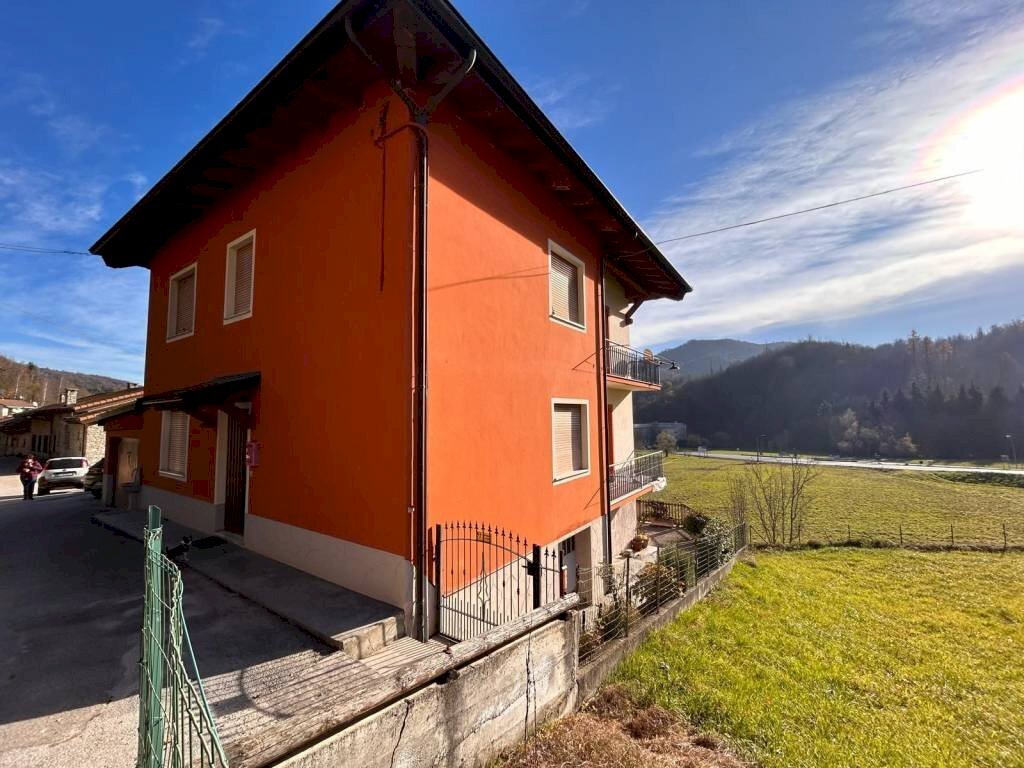 Facciata - Quadrilocale Casali Magnaldi, Roccaforte Mondovì - foto 2