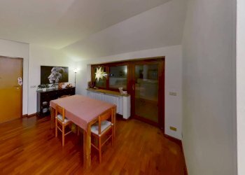 Salone - Trilocale via Nazionale, 70, Pinerolo - foto 7