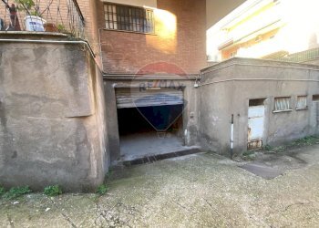 Parcheggio - Box Via Antonio Fantinoli
 
32, Marino - foto 3