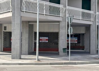 Facciata - Negozio corso Europa, 30, Mondovì - foto 3