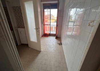 Salone - Negozio corso Europa, 30, Mondovì - foto 17