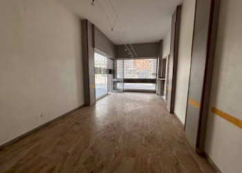 Interno non residenziale - Negozio corso Europa, 30, Mondovì - foto 27