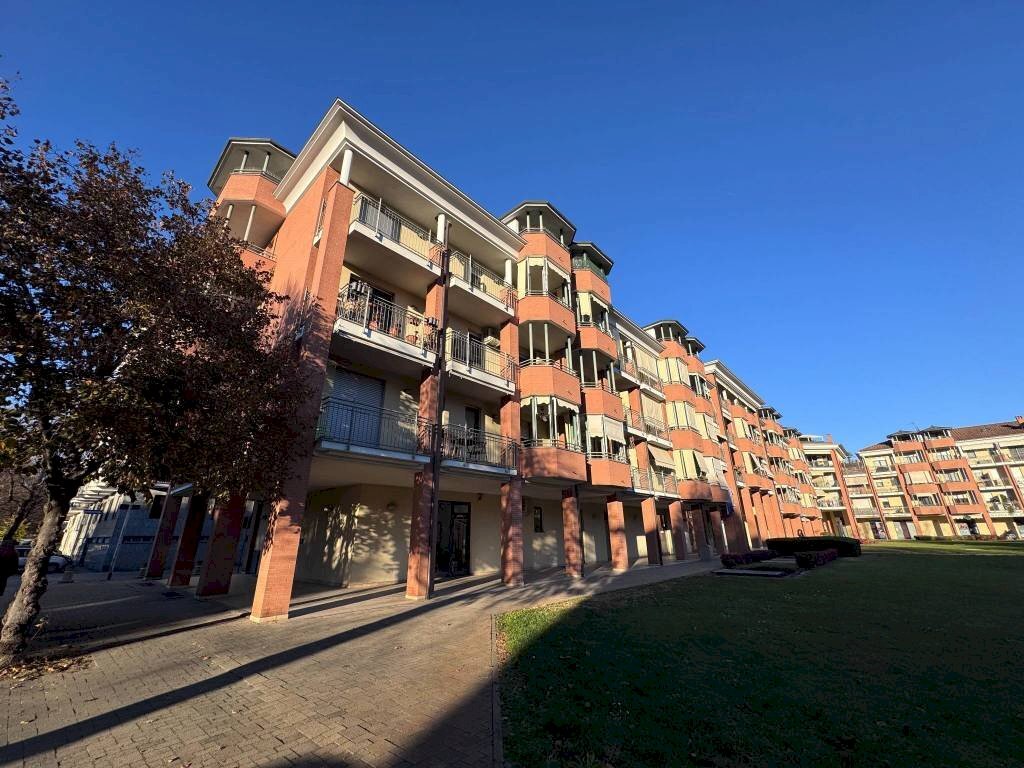 Facciata - Bilocale via Bartolomeo Ronco, Carmagnola - foto 1