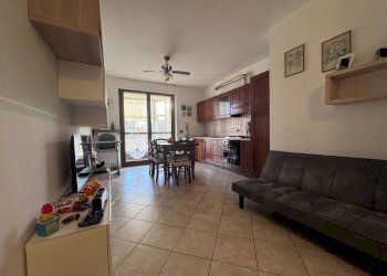 Salone - Bilocale via Bartolomeo Ronco, Carmagnola - foto 3