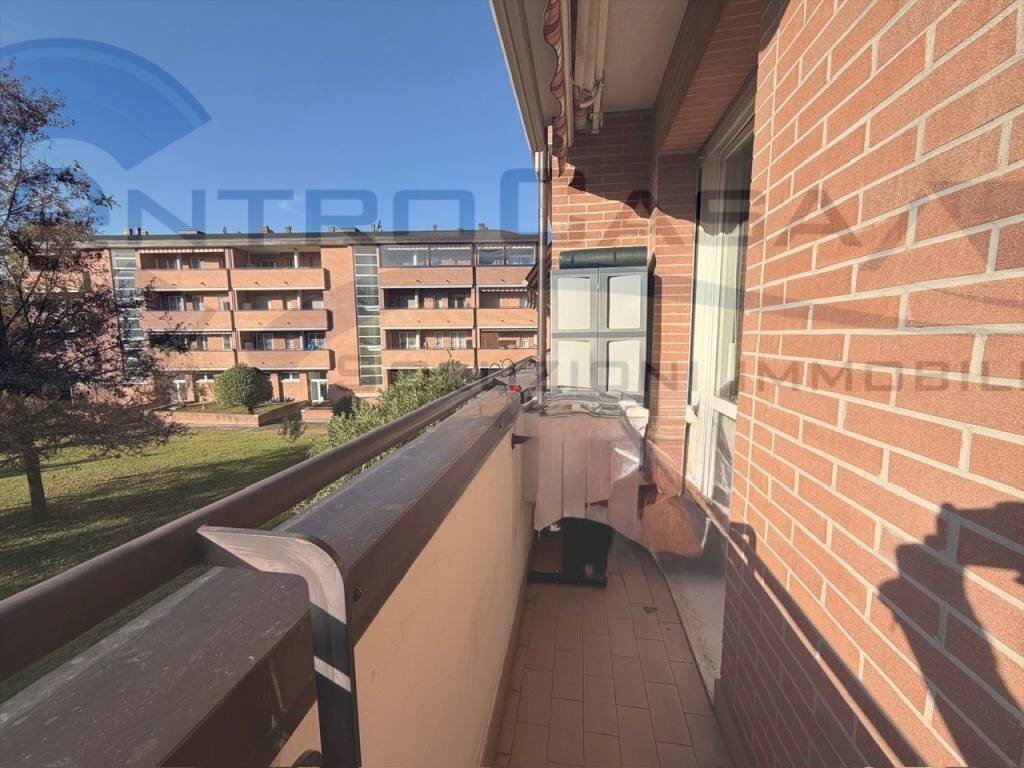 Balcone - Quadrilocale Bologna (zona Bolognina) - foto 2