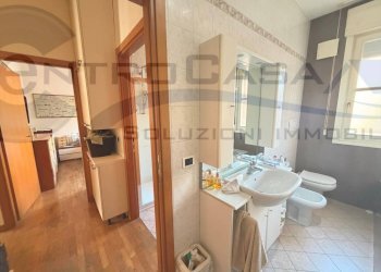 Bagno - Quadrilocale Bologna (zona Bolognina) - foto 17