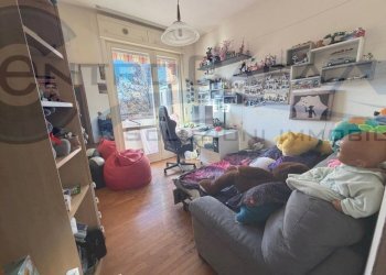 Camera da letto - Quadrilocale Bologna (zona Bolognina) - foto 22