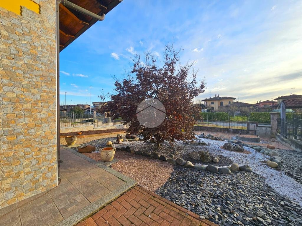 Villa a Schiera Via Giuseppe Garibaldi, Torrazza Piemonte - foto 2