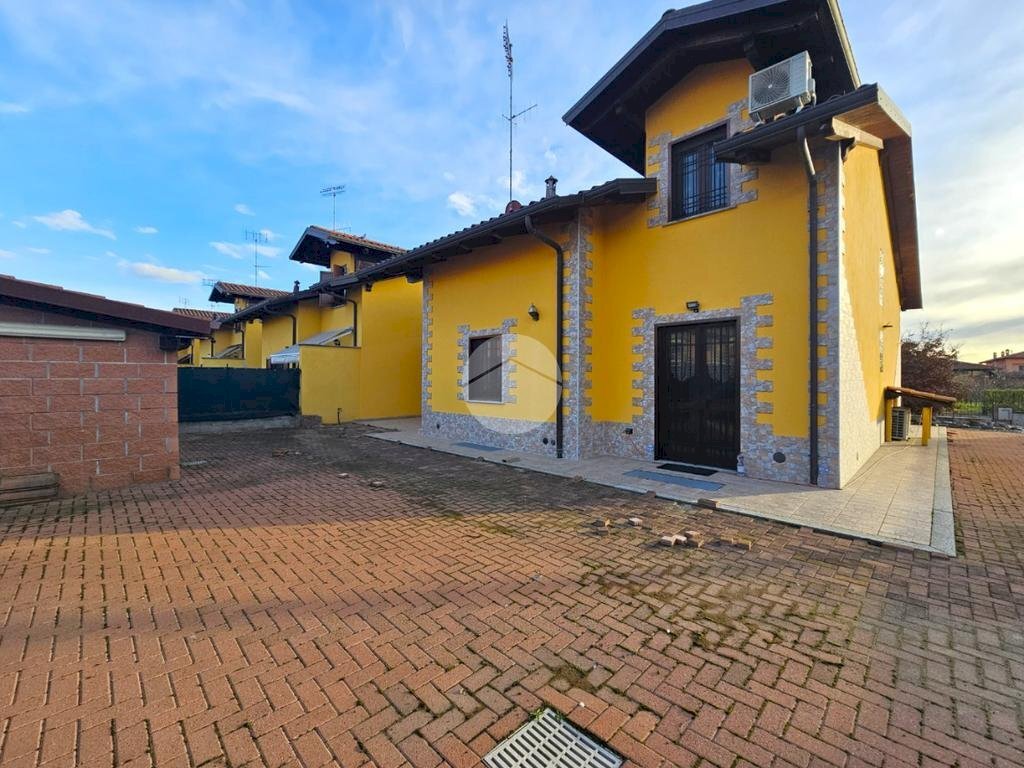 Villa a Schiera Via Giuseppe Garibaldi, Torrazza Piemonte - foto 3