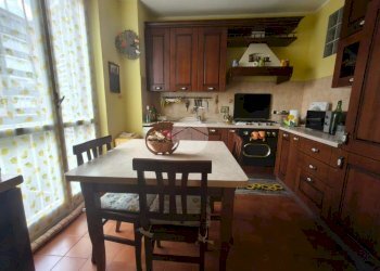 Four-room apartment Via della Costituzione, Settimo Torinese - photo 4
