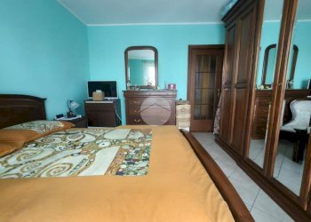 Four-room apartment Via della Costituzione, Settimo Torinese - photo 6