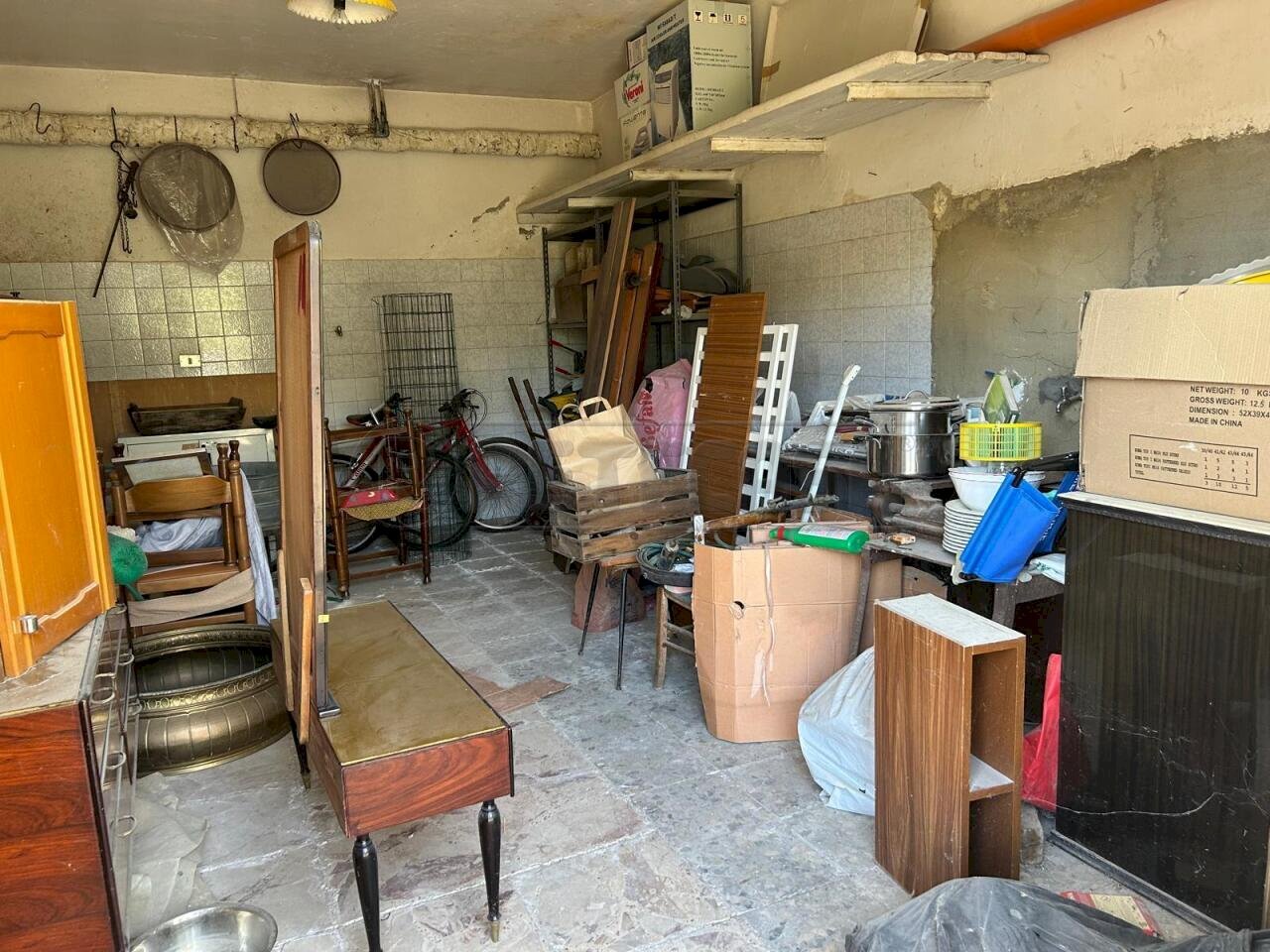 IMG-20250917-WA0133.jpg - Magazzino Via Salvatore Averna 7, Caltanissetta - foto 1