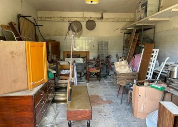 IMG-20250917-WA0128.jpg - Magazzino Via Salvatore Averna 7, Caltanissetta - foto 1