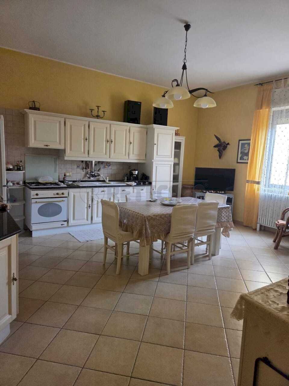 Immagine WhatsApp 2025-11-21 ore 10.59.40_8025fff7 - Four-room apartment via san giovanni bosco 86, Caltanissetta - photo 1