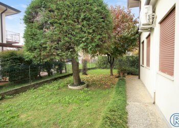 28.jpg - Villa Grisignano di Zocco - foto 25