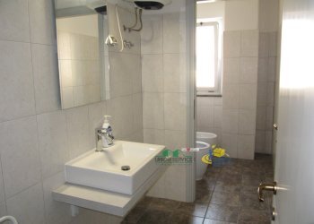 IMG_9805.JPG - Commercial Premises Via Alfred Bernhard Nobel, Parma - photo 19