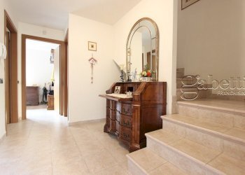 ingresso piano terra - Villa a Schiera Via Cesare Battisti, Nerviano - foto 4