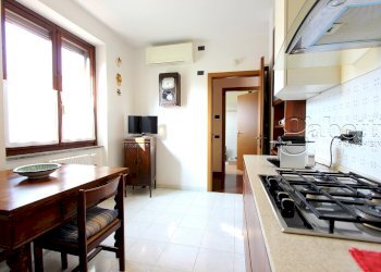 cucina - Villa a Schiera Via Cesare Battisti, Nerviano - foto 9