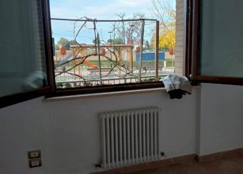 65ad8063-7eca-4a4e-9daa-d8785cd80c66.JPG - Trilocale Monte San Vito - foto 3