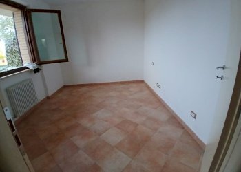 3812d691-033f-40dd-9c7d-7abba72086ea.JPG - Trilocale Monte San Vito - foto 4